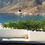 θέα Feriehus Kamárai
