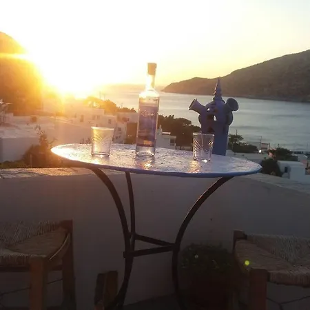 θέα Kamares (Sifnos)