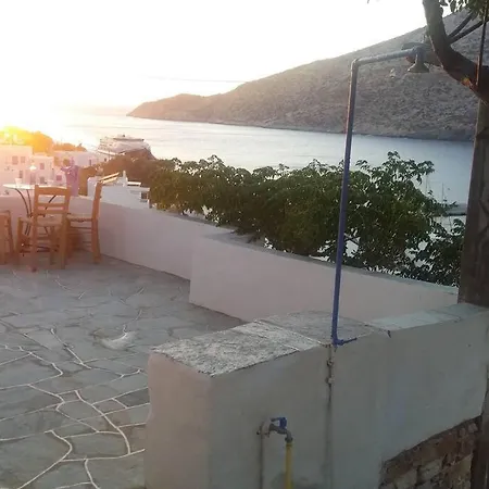 θέα Kamares (Sifnos)