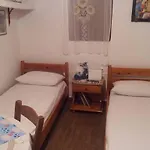 θέα *